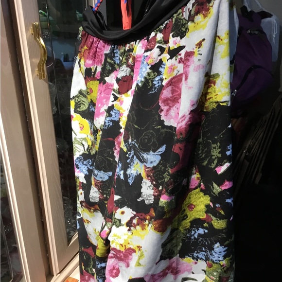 Floral Multicolor pants - Picture 3 of 3